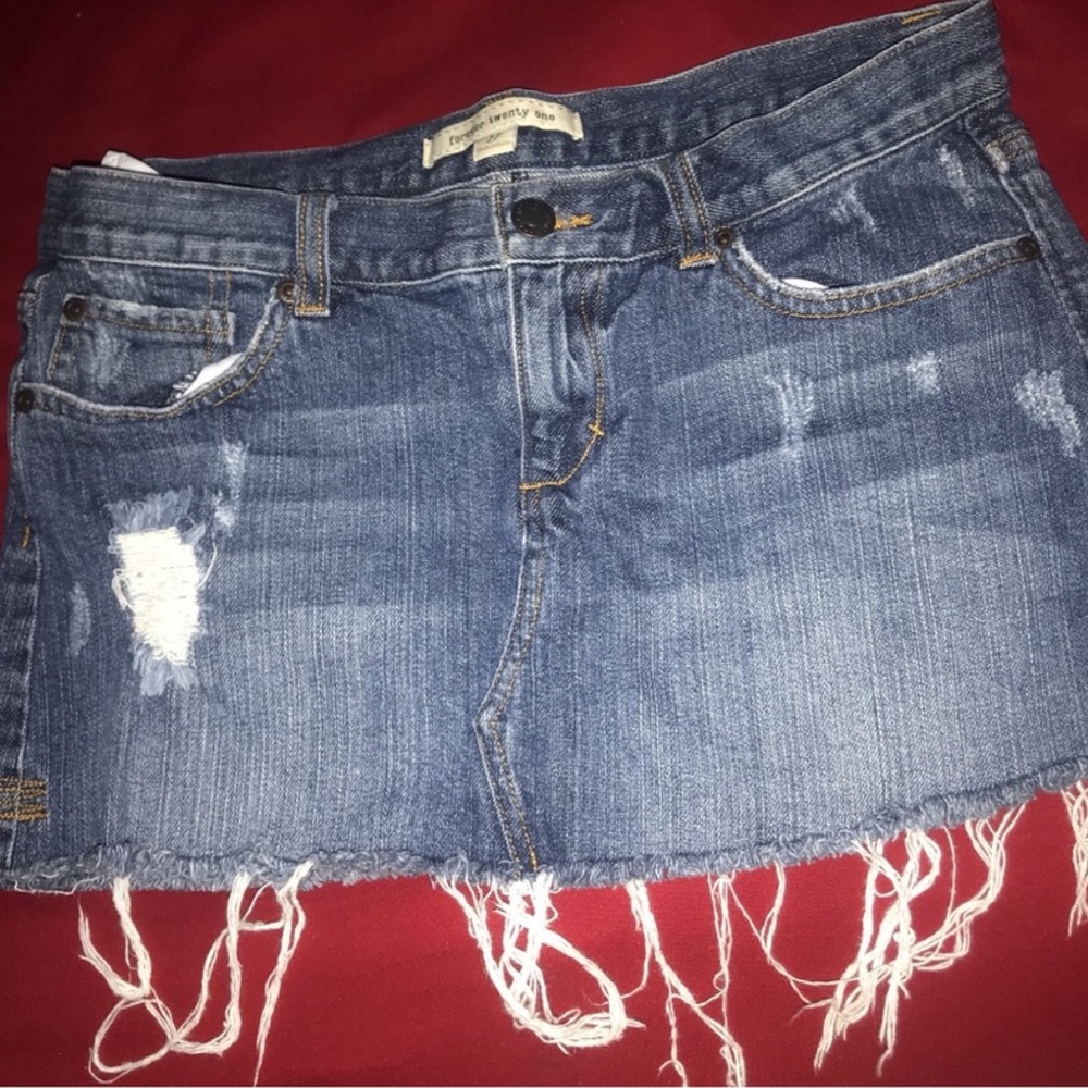 Denim ripped skirt